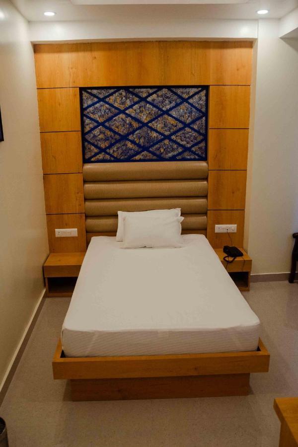 Hotel Grand Lotus Dimāpur Εξωτερικό φωτογραφία