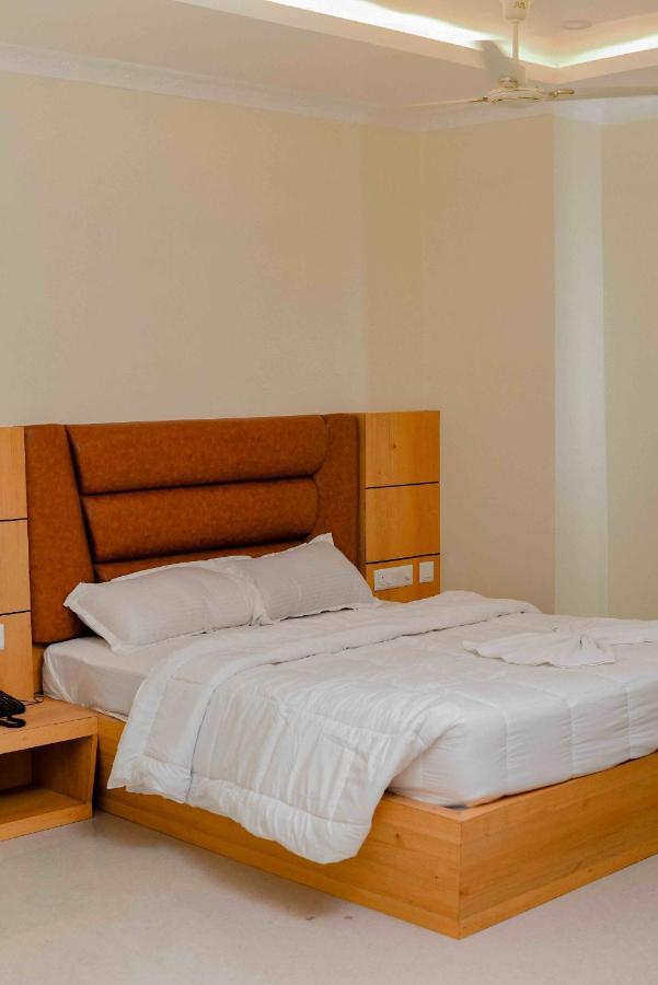 Hotel Grand Lotus Dimāpur Εξωτερικό φωτογραφία