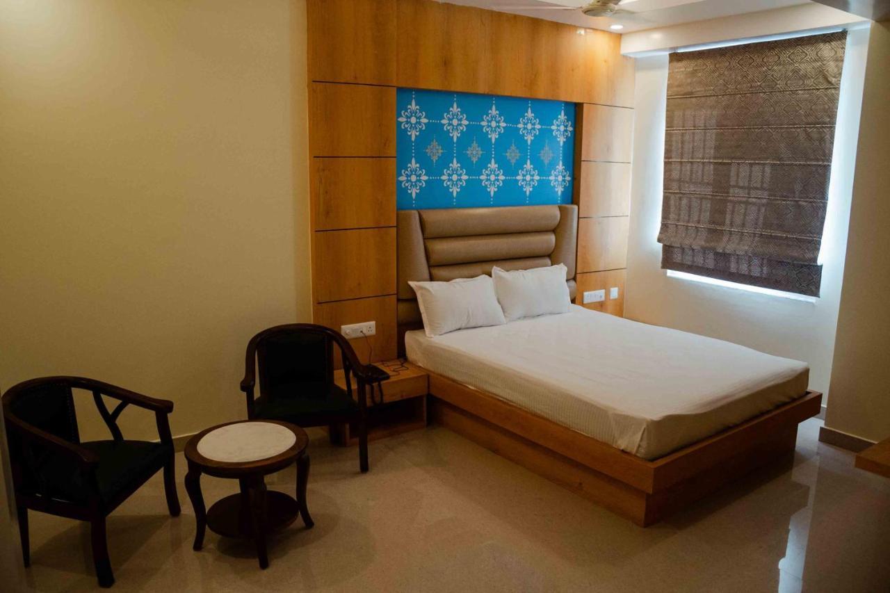 Hotel Grand Lotus Dimāpur Εξωτερικό φωτογραφία