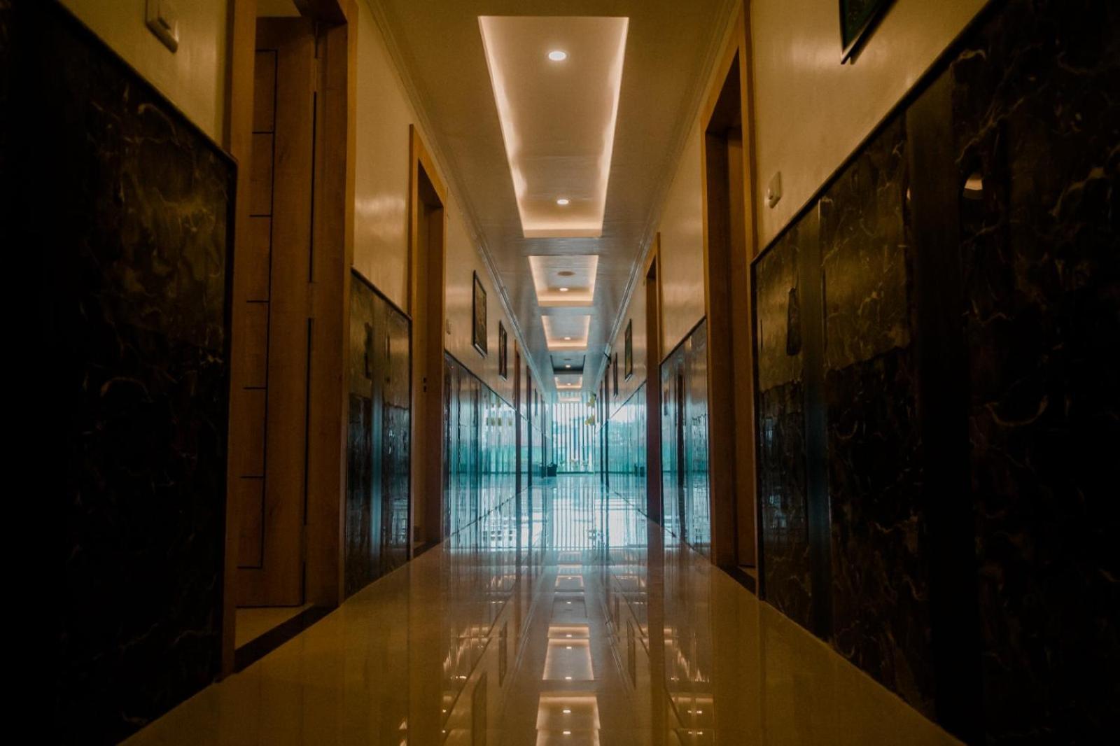 Hotel Grand Lotus Dimāpur Εξωτερικό φωτογραφία